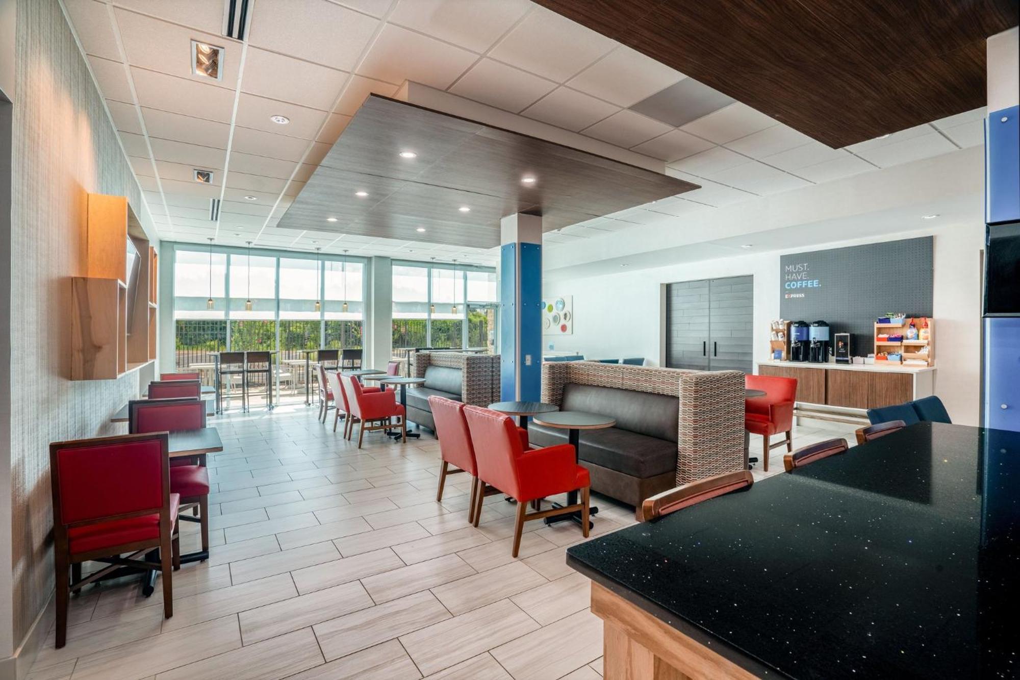 Holiday Inn Express & Suites Atlanta Airport Ne - Hapeville By Ihg Luaran gambar